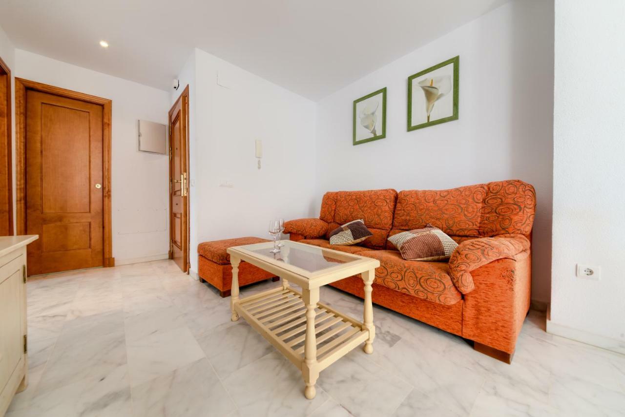 Apartamentos Villas Flamenco Rentals コニル・デ・ラ・フロンテラ エクステリア 写真