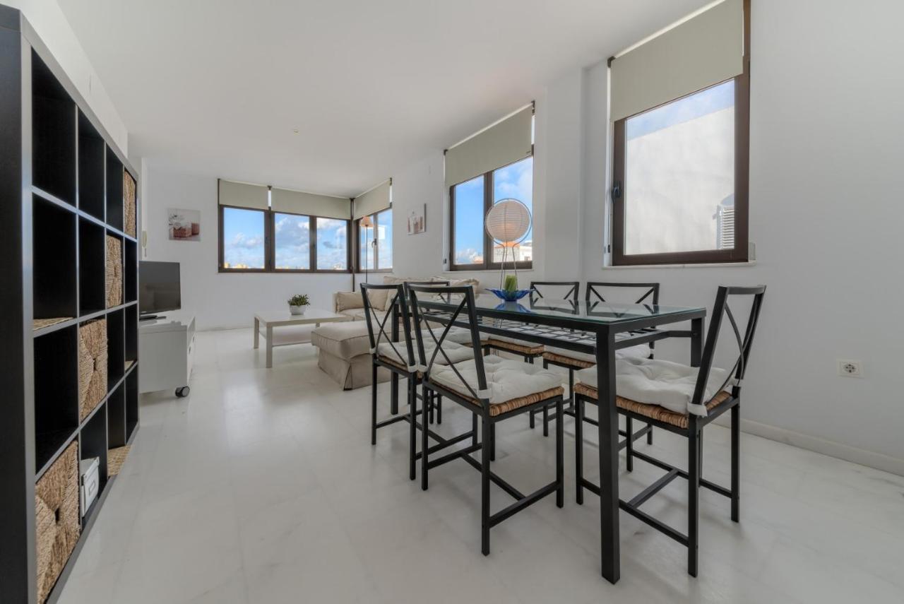 Apartamentos Villas Flamenco Rentals コニル・デ・ラ・フロンテラ エクステリア 写真