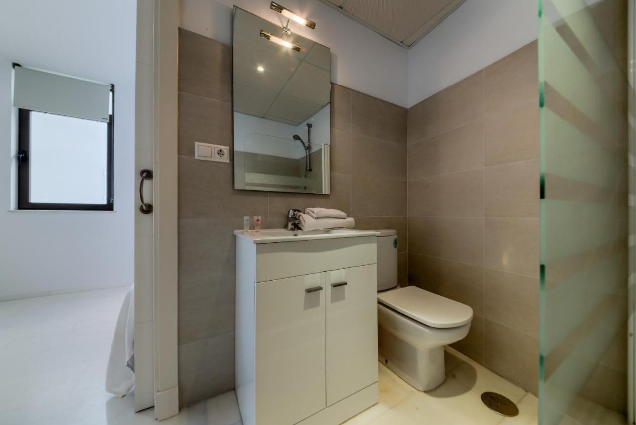 Apartamentos Villas Flamenco Rentals コニル・デ・ラ・フロンテラ エクステリア 写真