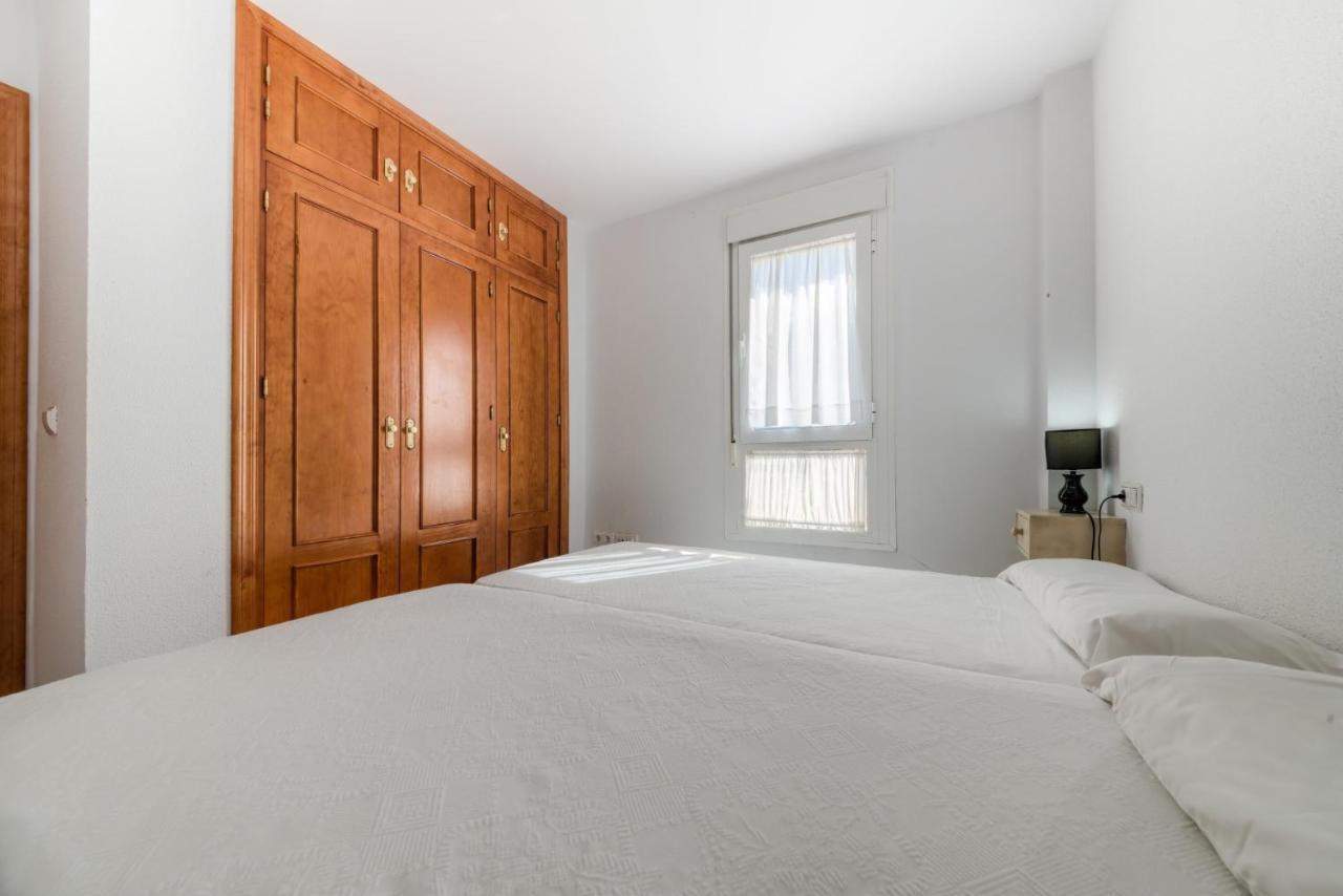 Apartamentos Villas Flamenco Rentals コニル・デ・ラ・フロンテラ エクステリア 写真