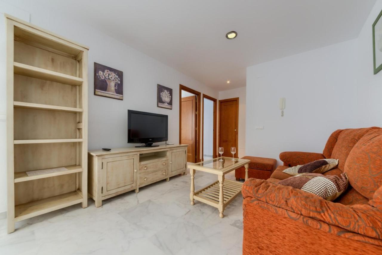 Apartamentos Villas Flamenco Rentals コニル・デ・ラ・フロンテラ エクステリア 写真