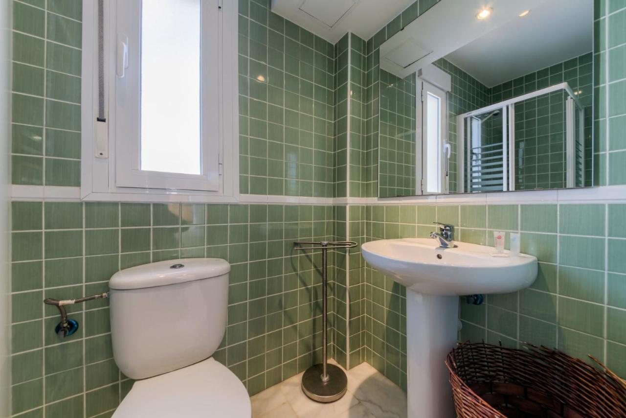 Apartamentos Villas Flamenco Rentals コニル・デ・ラ・フロンテラ エクステリア 写真