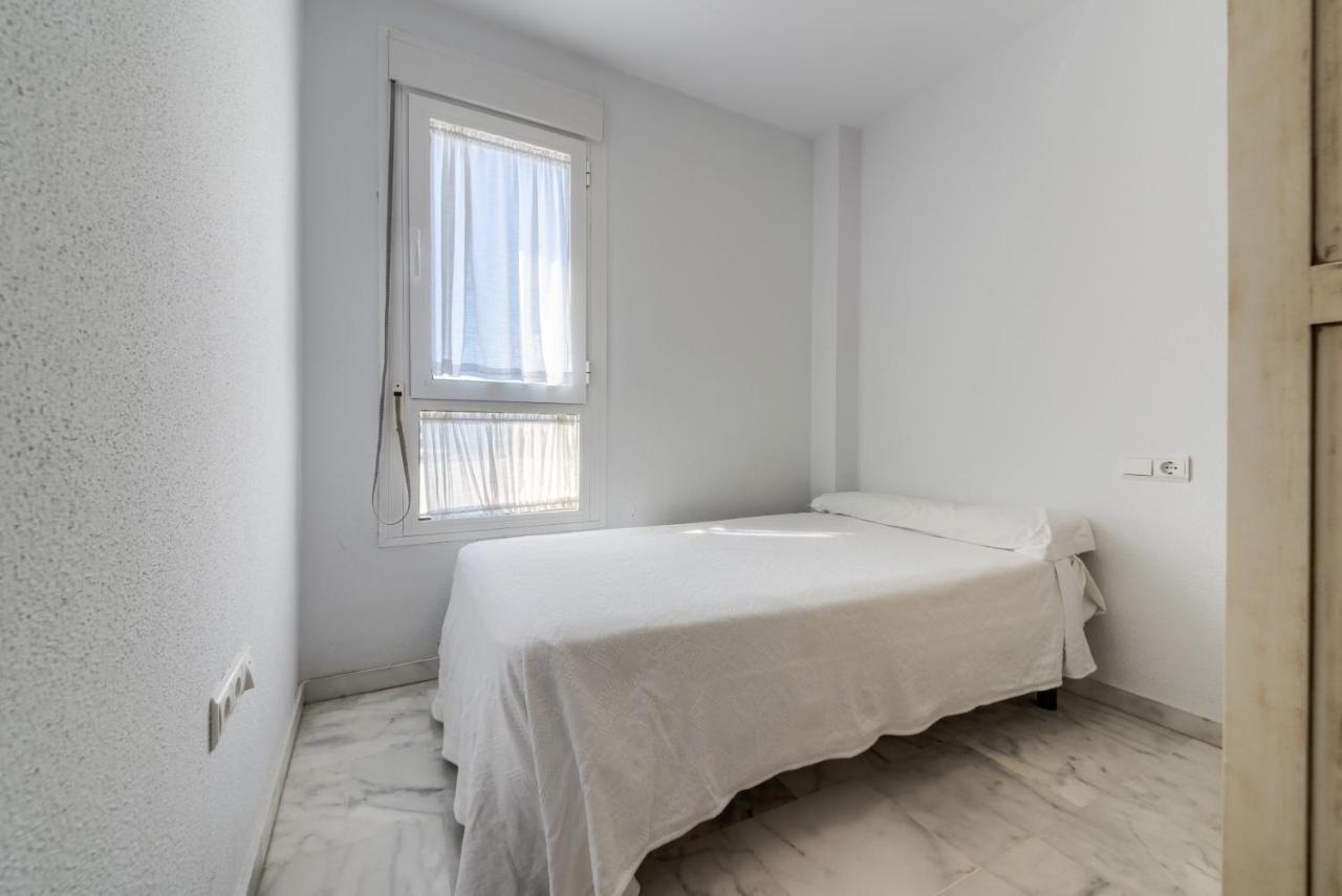 Apartamentos Villas Flamenco Rentals コニル・デ・ラ・フロンテラ エクステリア 写真